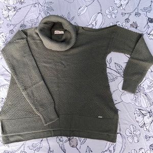 hollister sweater